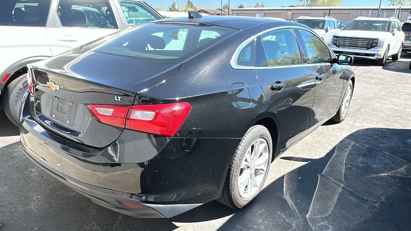 Thumbnail: 2023 Chevrolet Malibu - 6