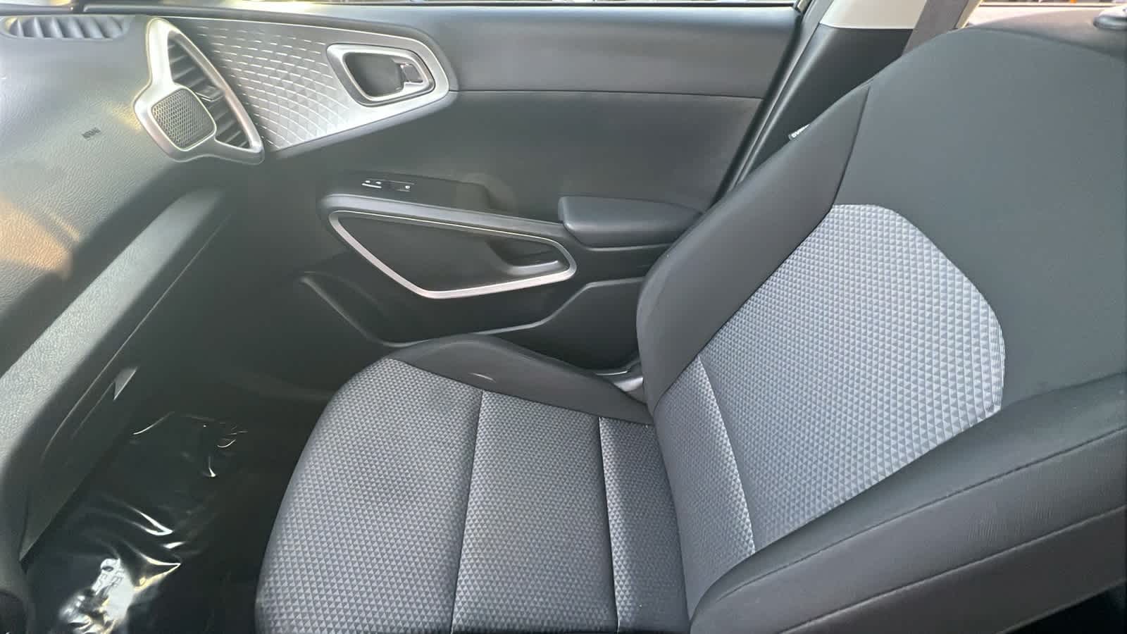 Thumbnail: 2023 Kia Soul - 12