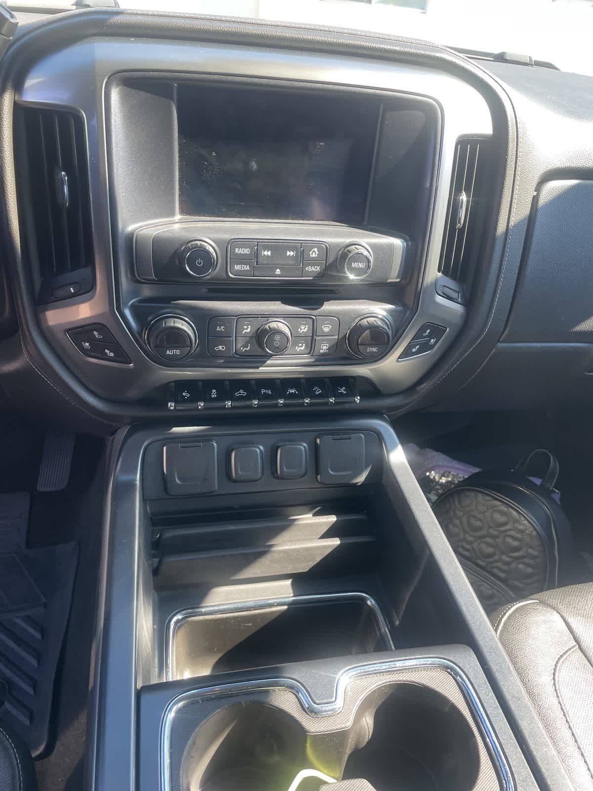 Thumbnail: 2017 Chevrolet Silverado 1500 - 12