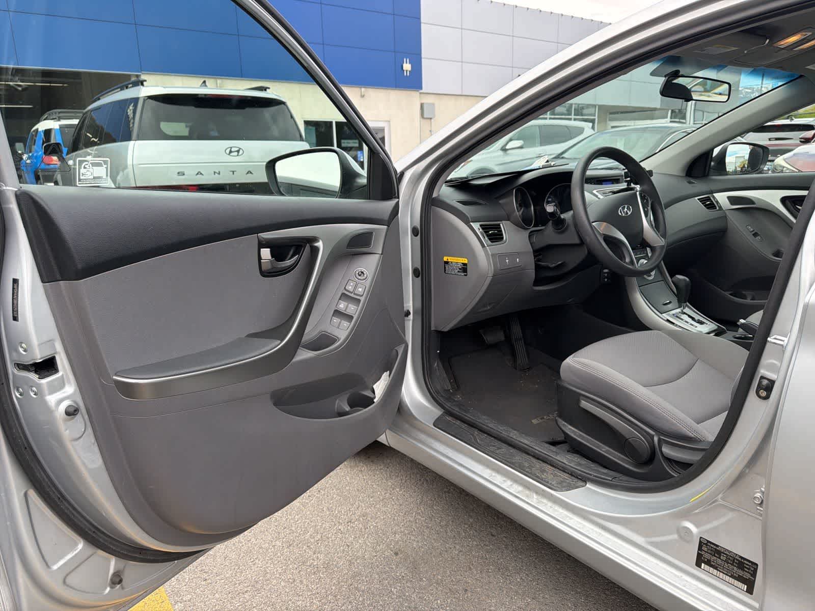 Thumbnail: 2011 Hyundai Elantra - 8