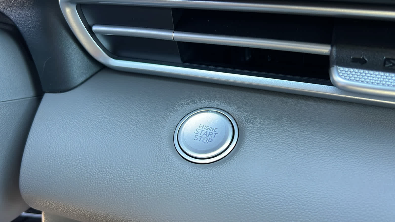 Thumbnail: 2026 Hyundai Elantra - 17