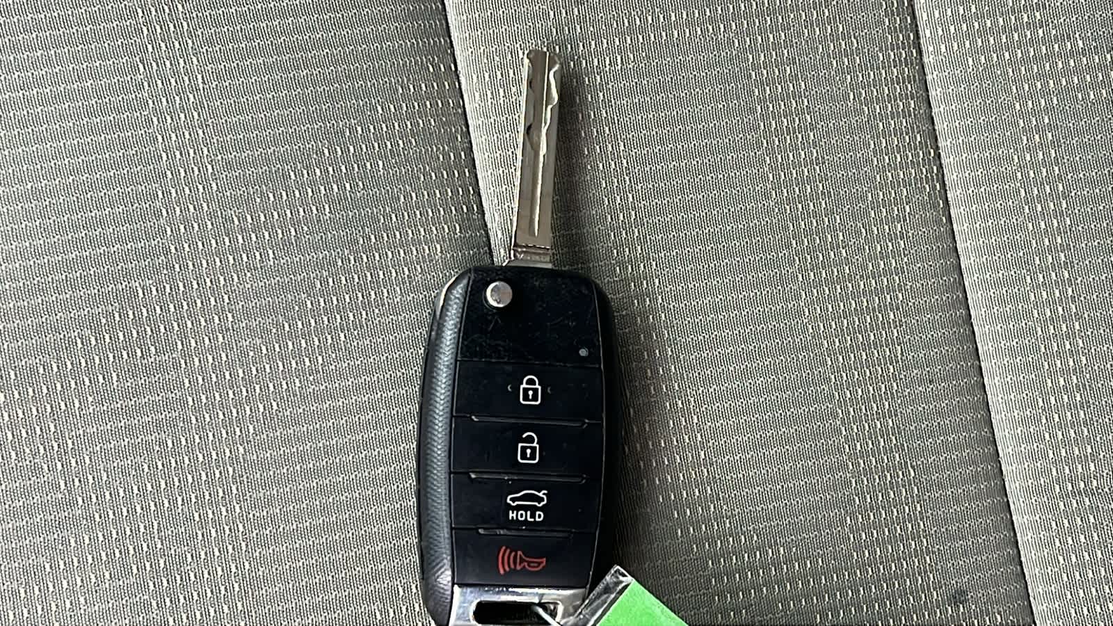 Thumbnail: 2016 Kia Rio - 29