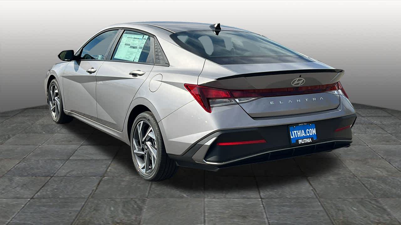 Thumbnail: 2025 Hyundai Elantra - 7