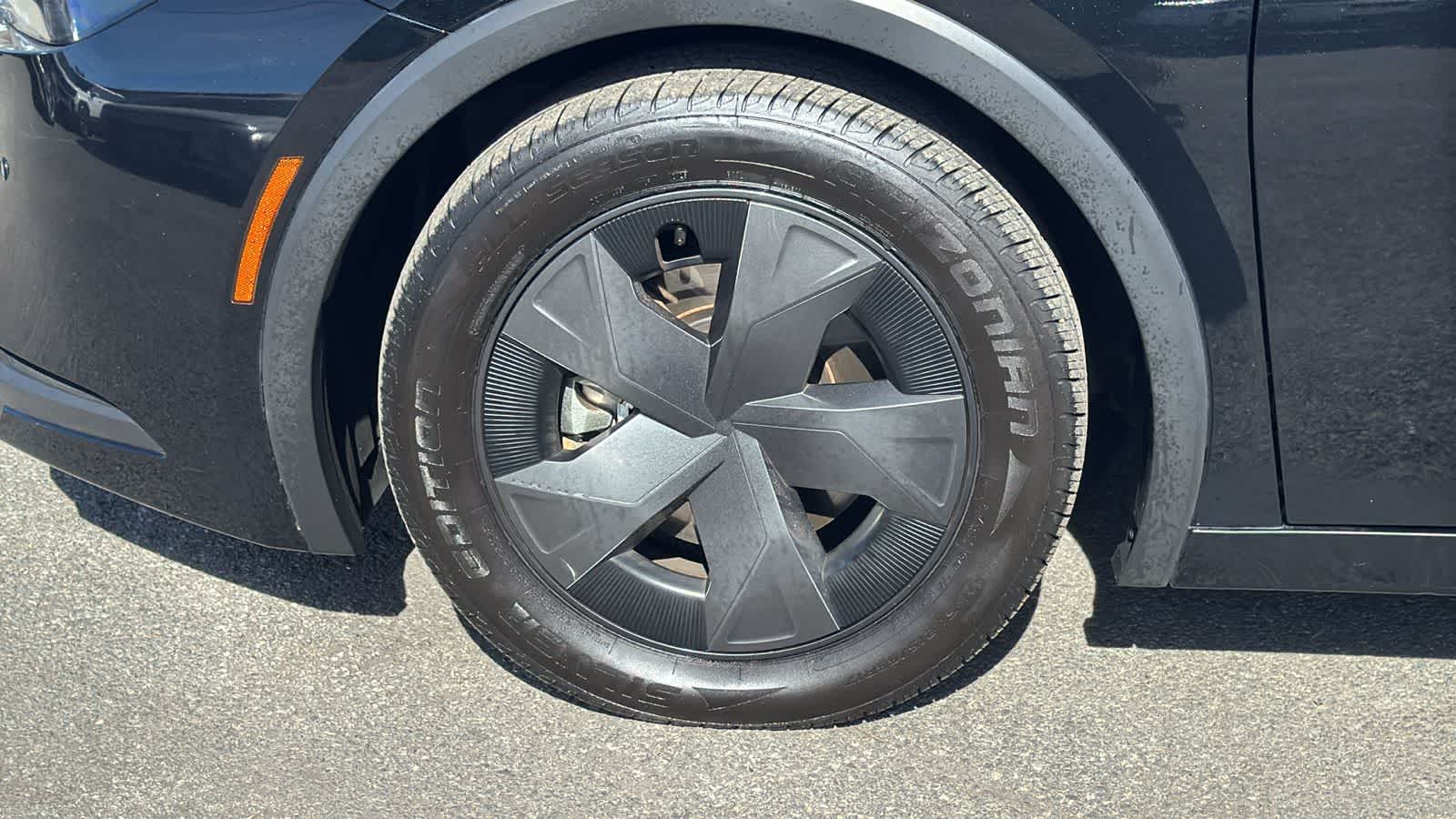 Thumbnail: 2024 Toyota Prius Prime - 9