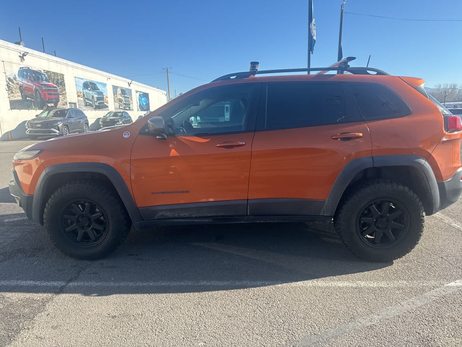 Thumbnail: 2016 Jeep Cherokee - 3