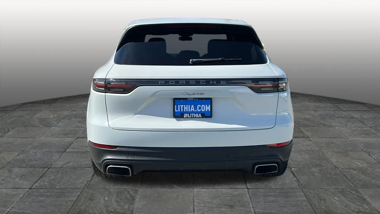 Thumbnail: 2023 Porsche Cayenne - 6