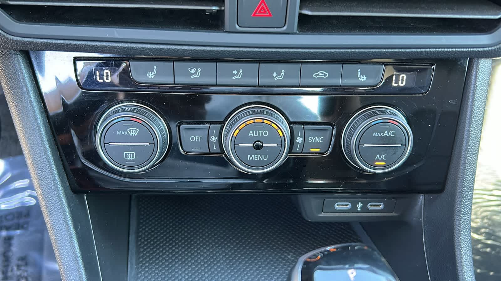 Thumbnail: 2024 Volkswagen Jetta - 14