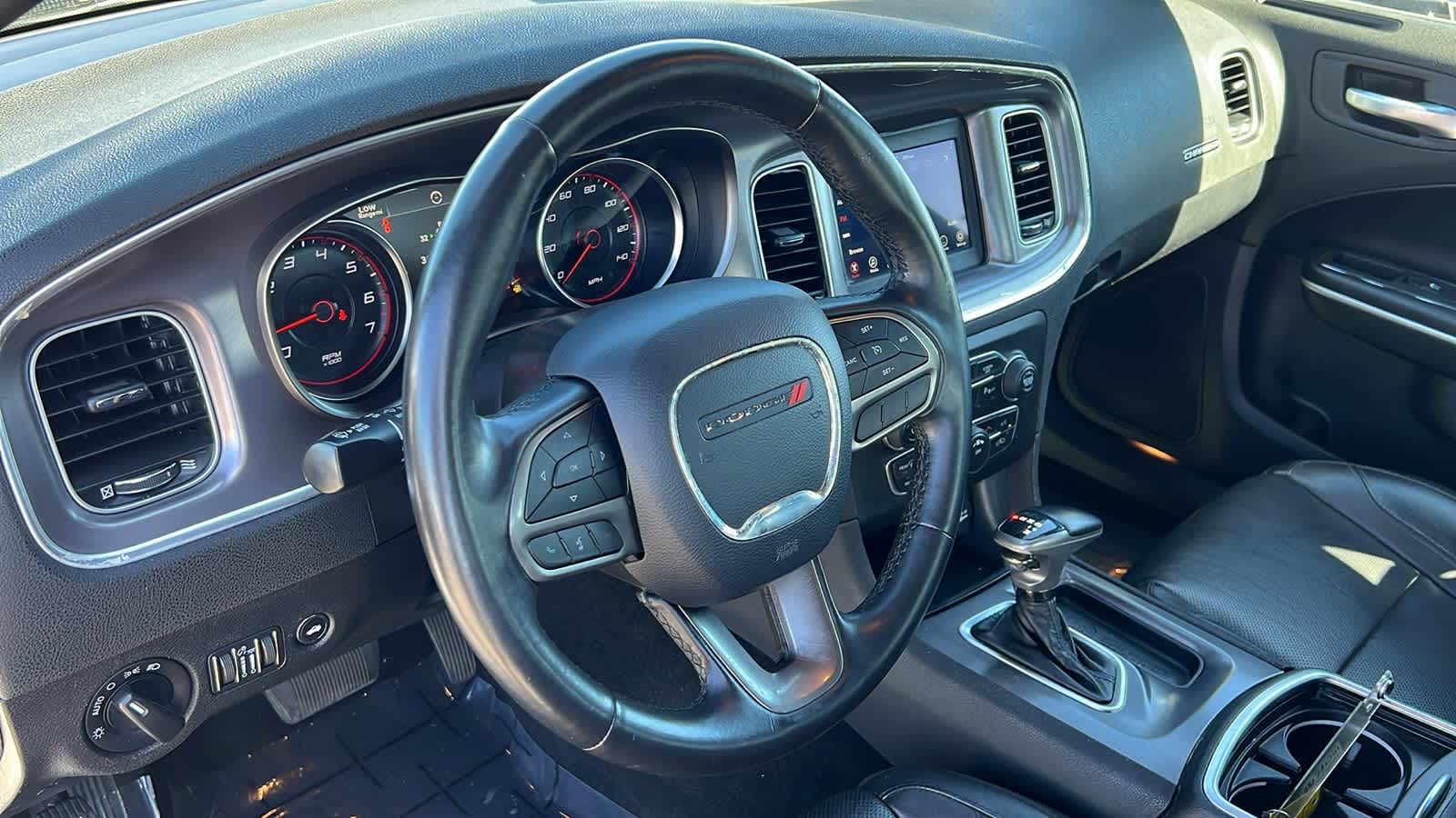 Thumbnail: 2020 Dodge Charger - 10