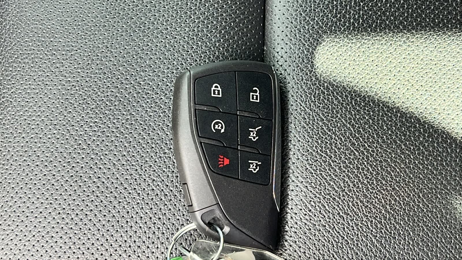 Thumbnail: 2023 GMC Yukon - 29