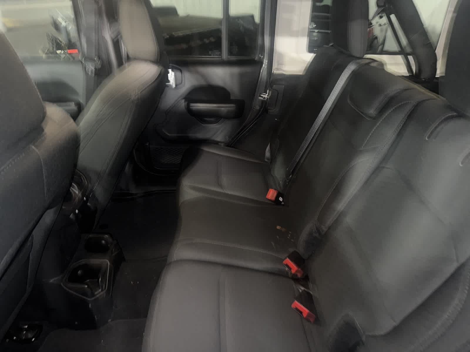 Thumbnail: 2019 Jeep Wrangler - 18