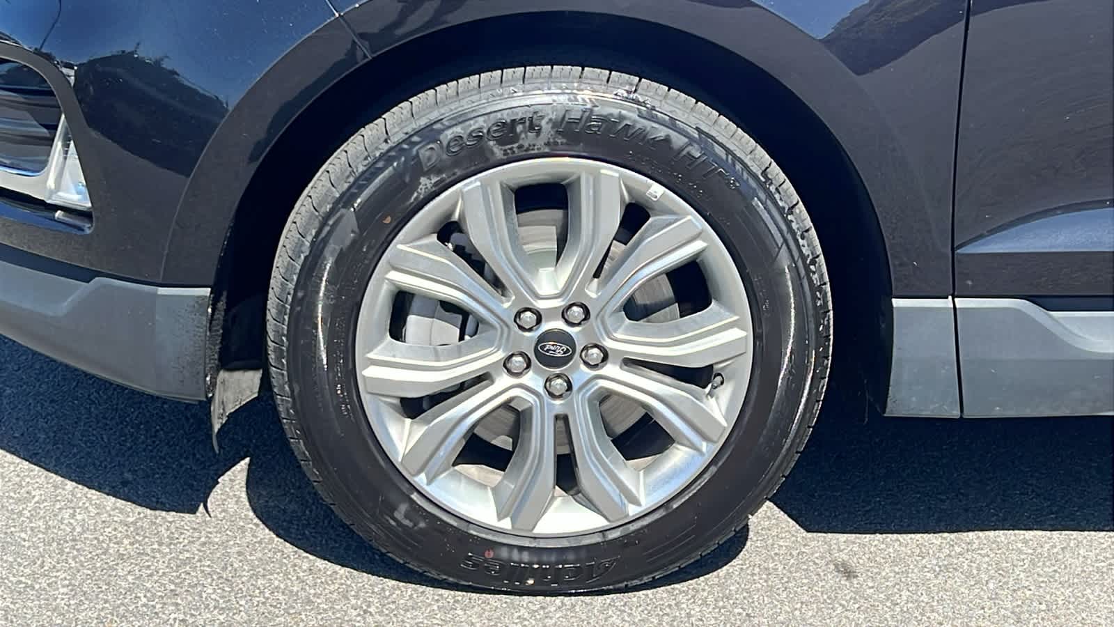 2024 Ford Edge Titanium 9