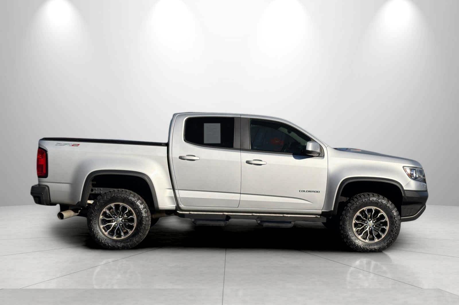 Thumbnail: 2019 Chevrolet Colorado - 8
