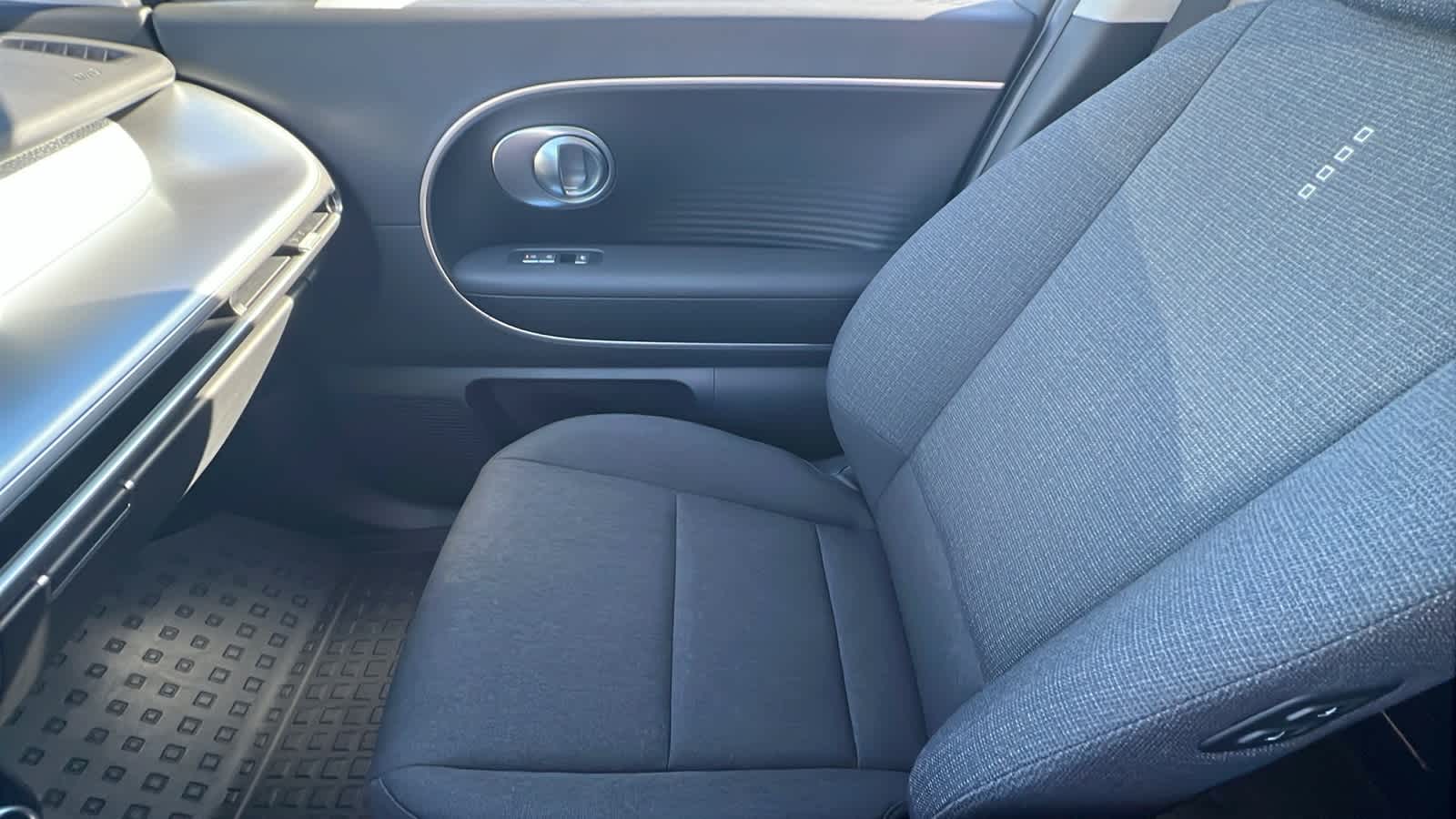 Thumbnail: 2026 Hyundai Ioniq - 12