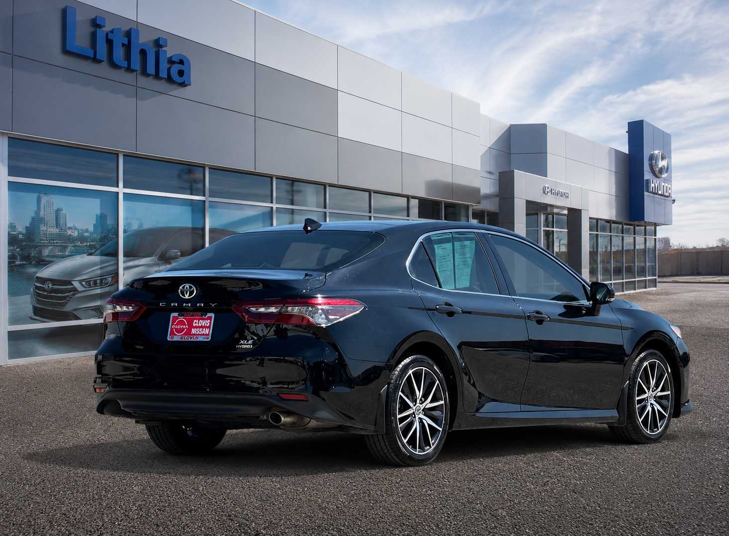 Thumbnail: 2024 Toyota Camry - 7
