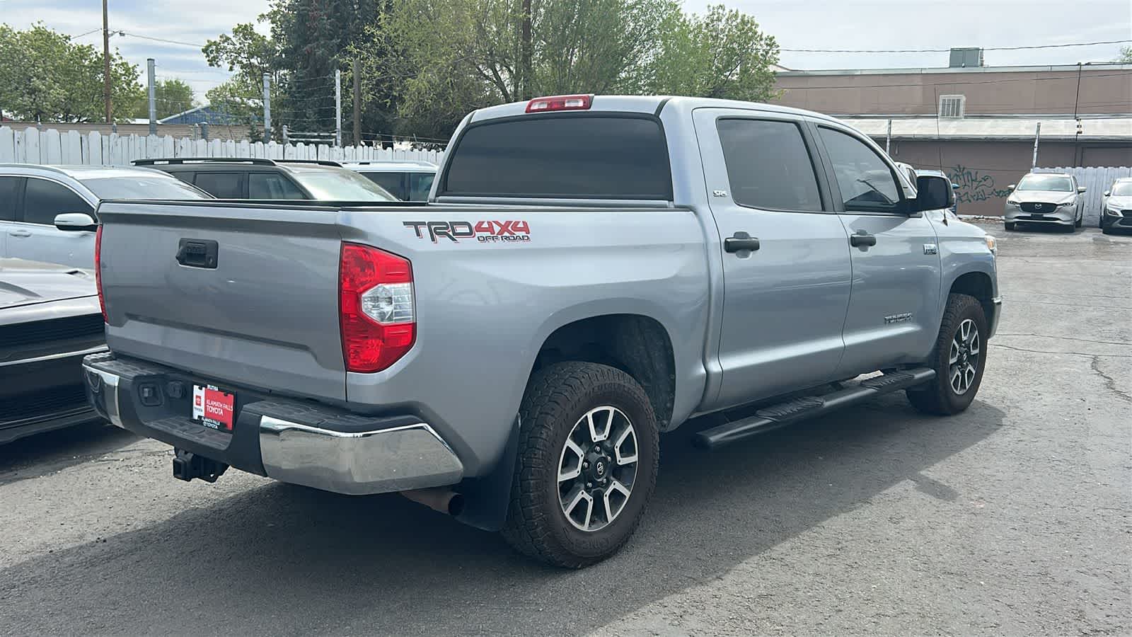 Thumbnail: 2018 Toyota Tundra - 14