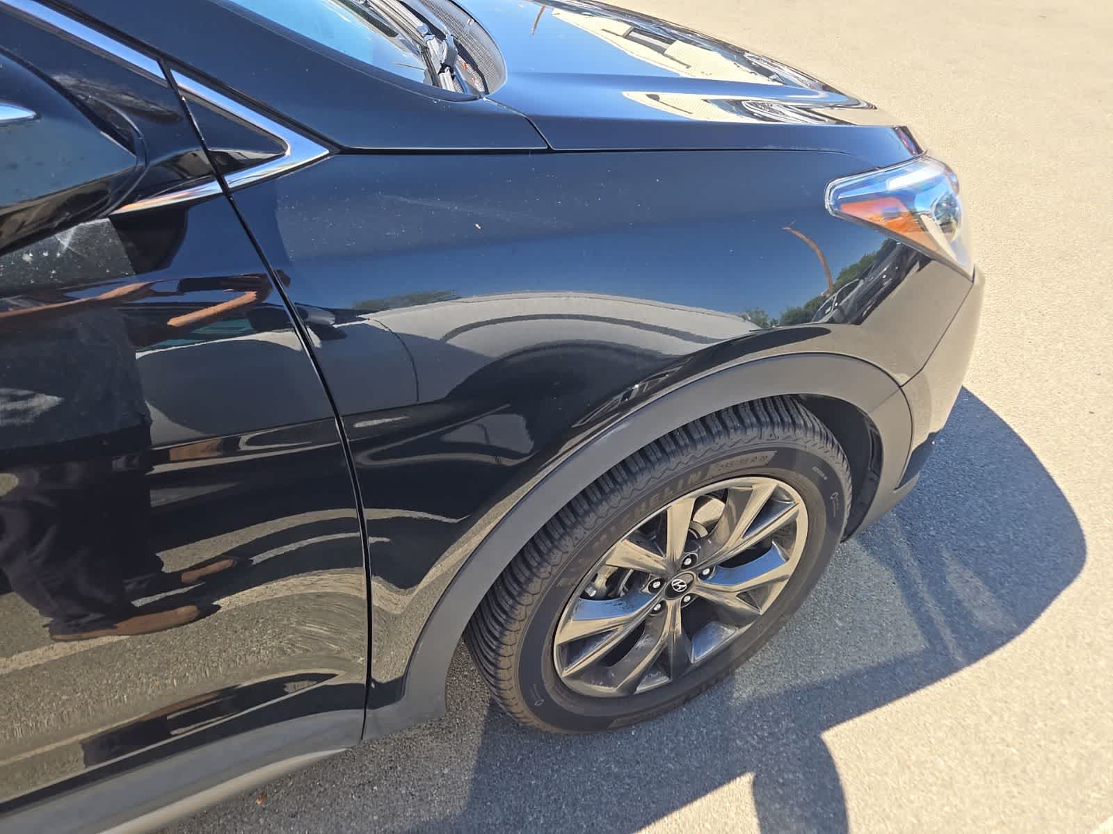 Thumbnail: 2017 Hyundai Santa Fe - 15