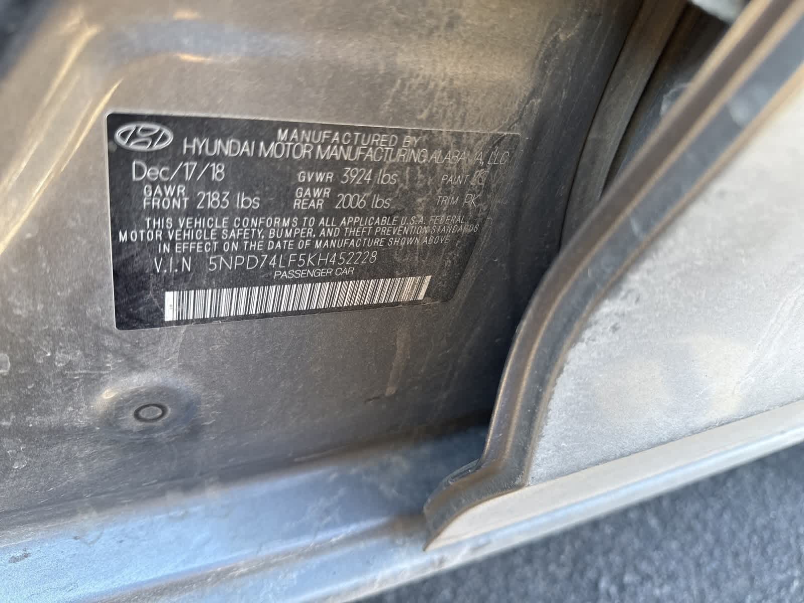 Thumbnail: 2019 Hyundai Elantra - 19