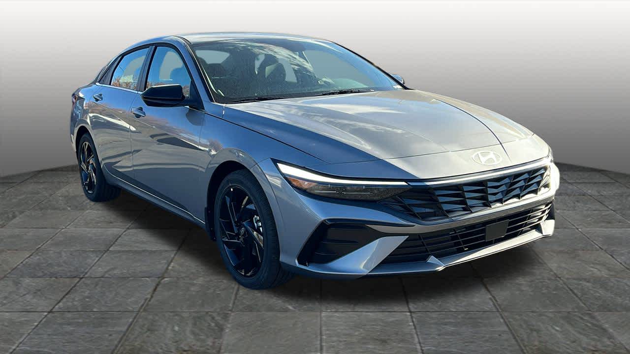 Thumbnail: 2026 Hyundai Elantra - 3