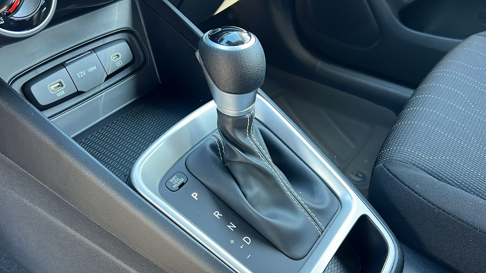 Thumbnail: 2026 Hyundai Venue - 13