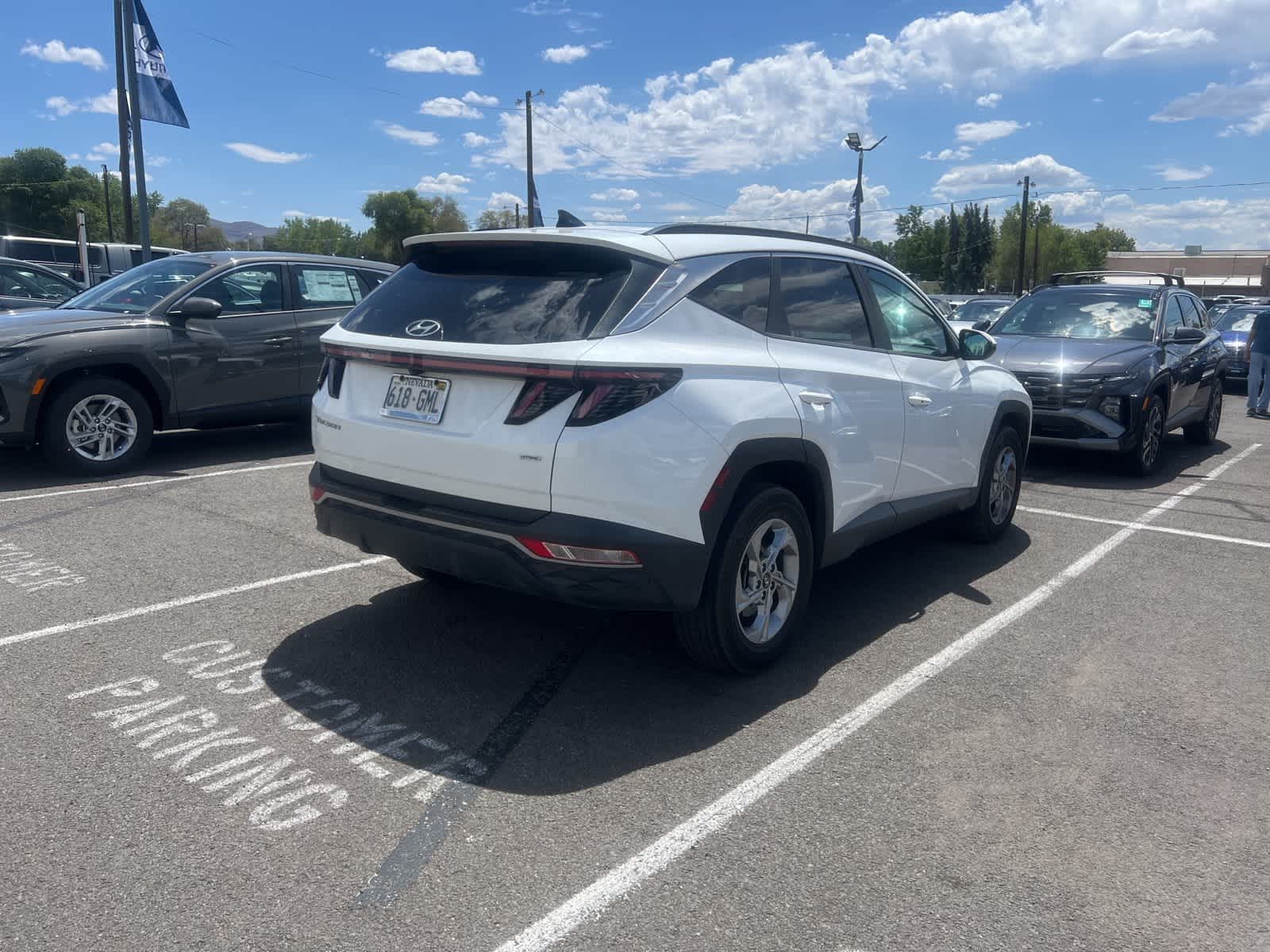 Thumbnail: 2022 Hyundai Tucson - 6