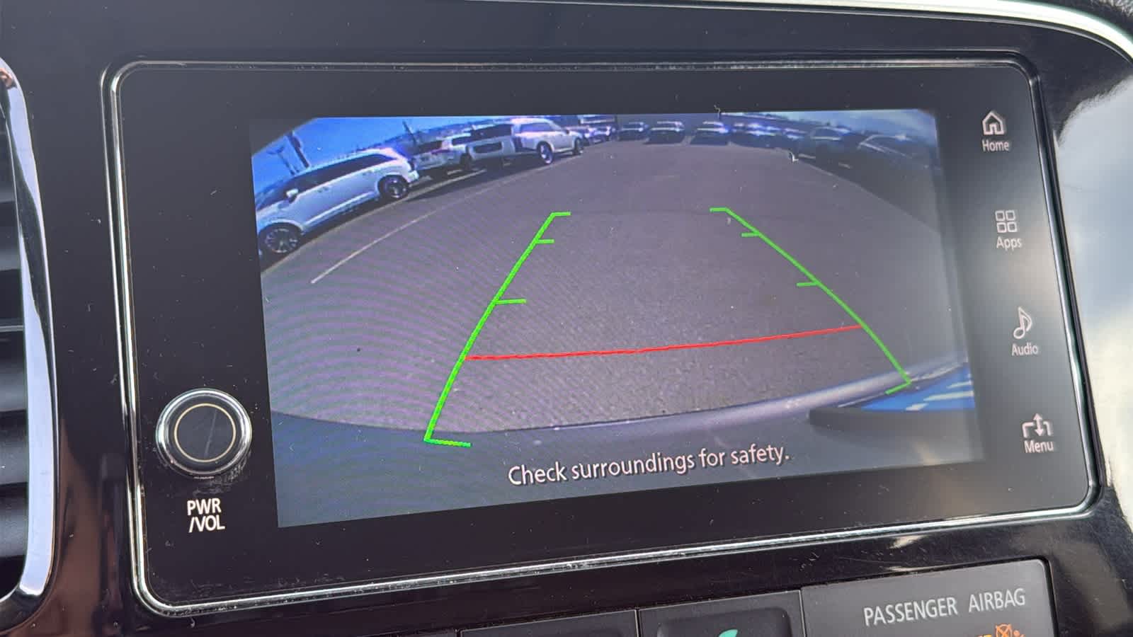 Thumbnail: 2018 Mitsubishi Outlander - 16