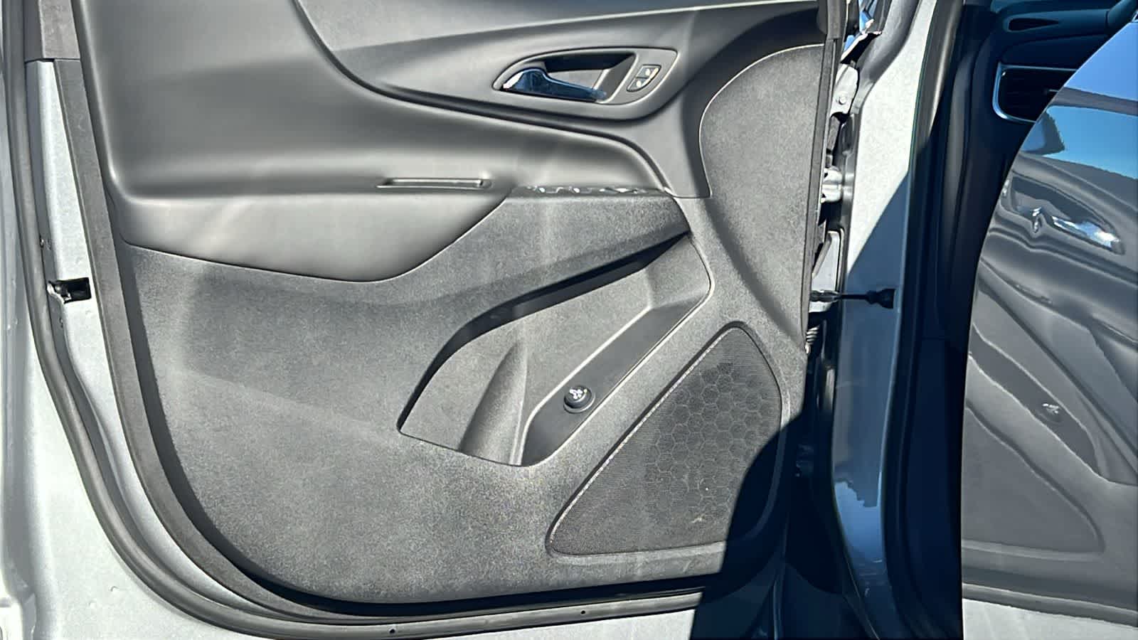 Thumbnail: 2024 Chevrolet Equinox - 23