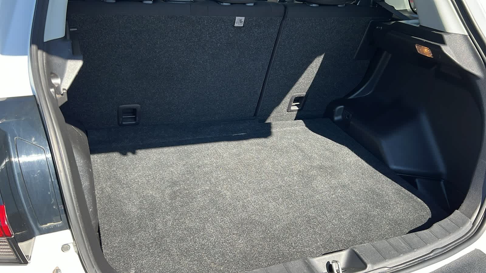 2021 Mitsubishi Outlander Sport ES 27