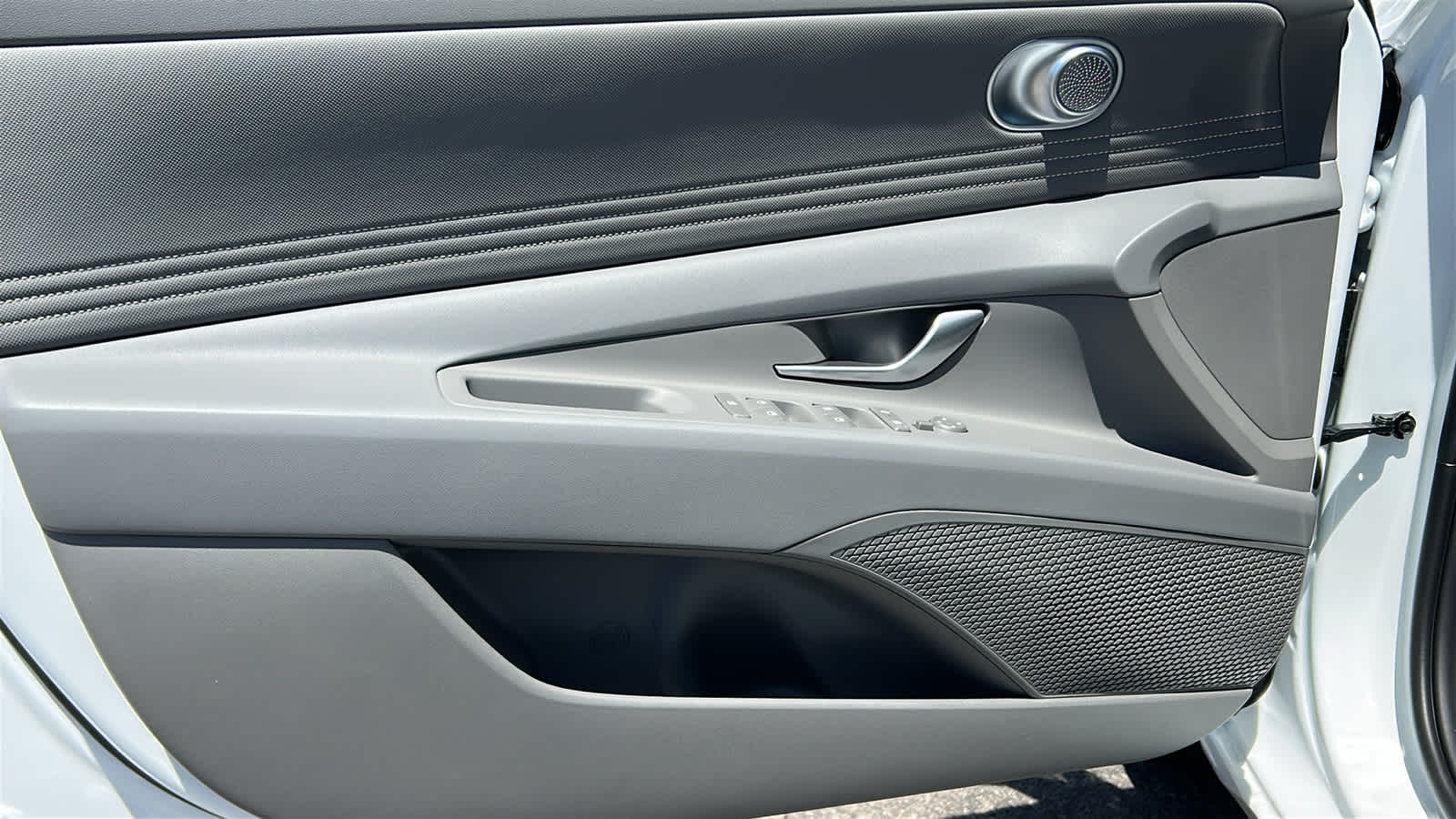 Thumbnail: 2026 Hyundai Elantra - 23