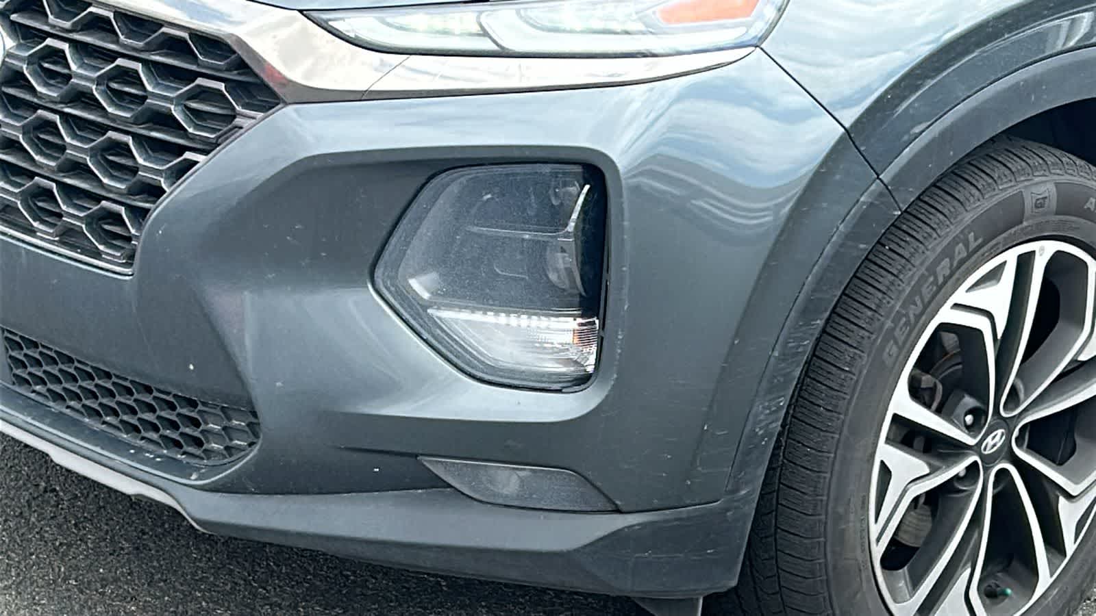 Thumbnail: 2020 Hyundai Santa Fe - 3