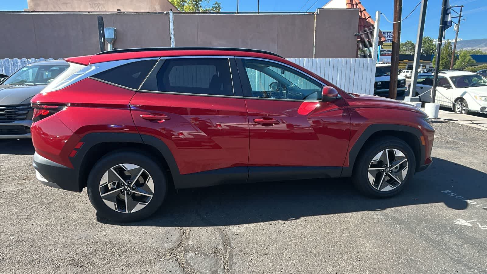Thumbnail: 2025 Hyundai Tucson - 3