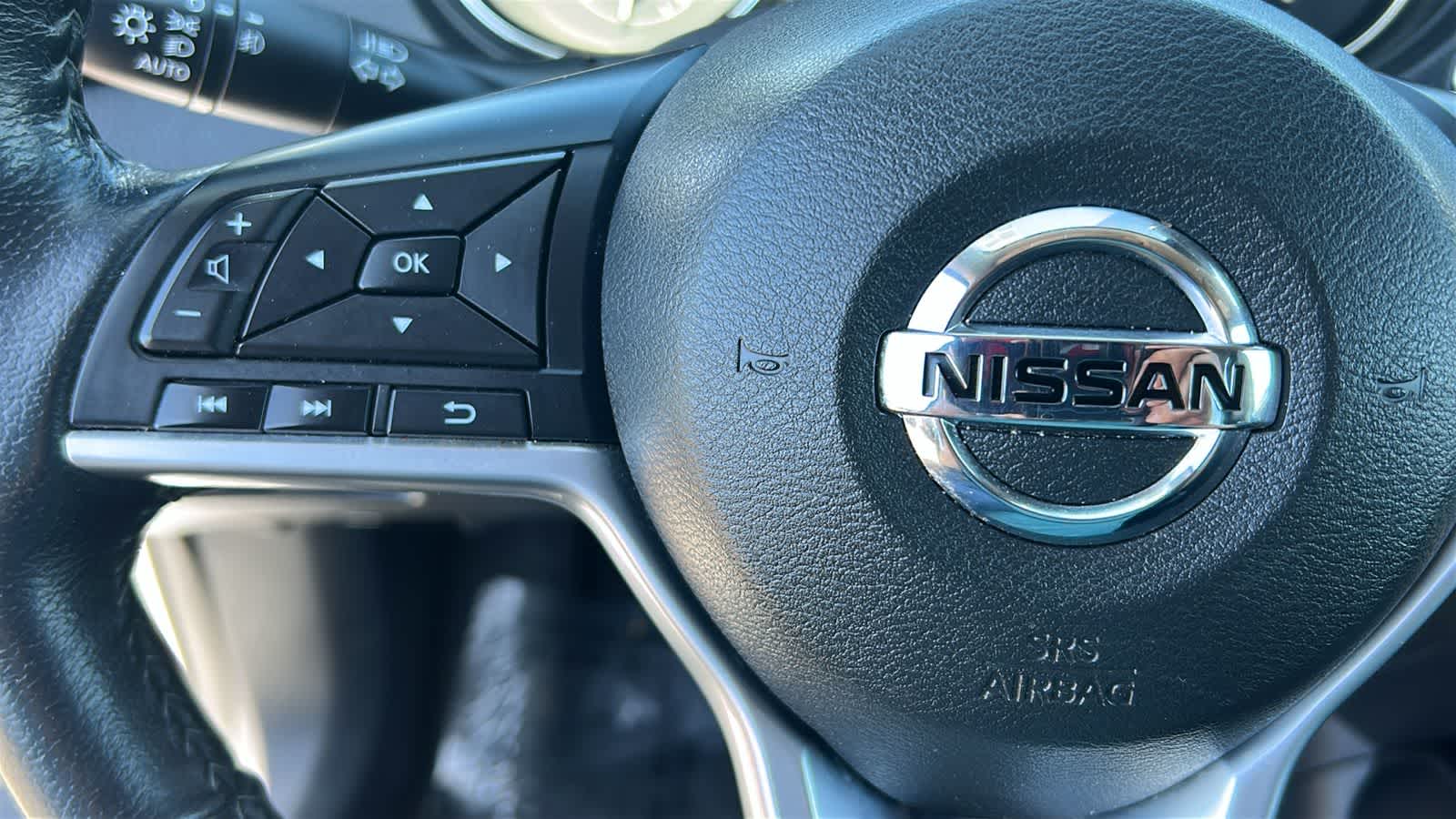 Thumbnail: 2020 Nissan Rogue - 18