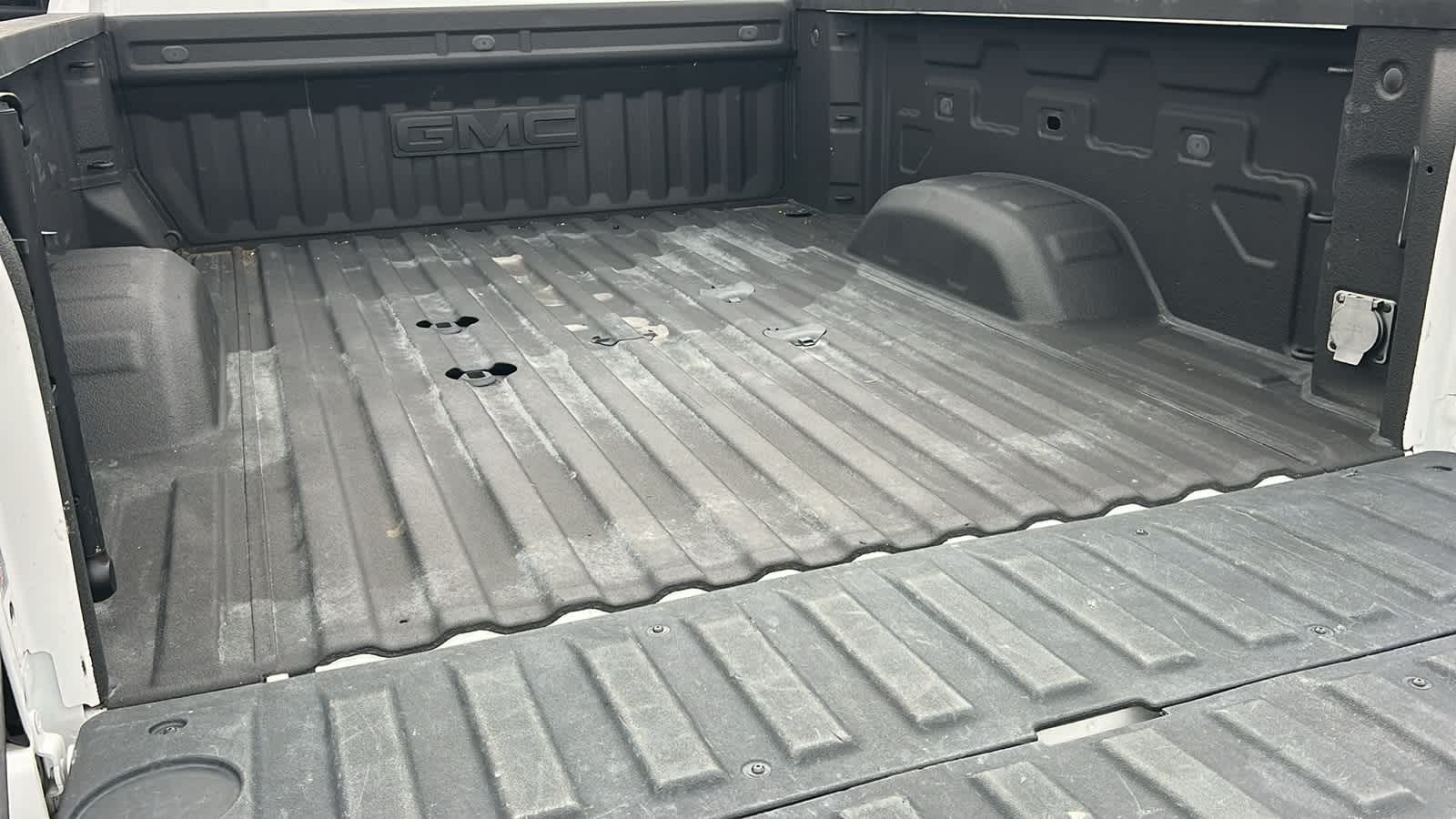 Thumbnail: 2023 GMC Sierra 2500 - 27