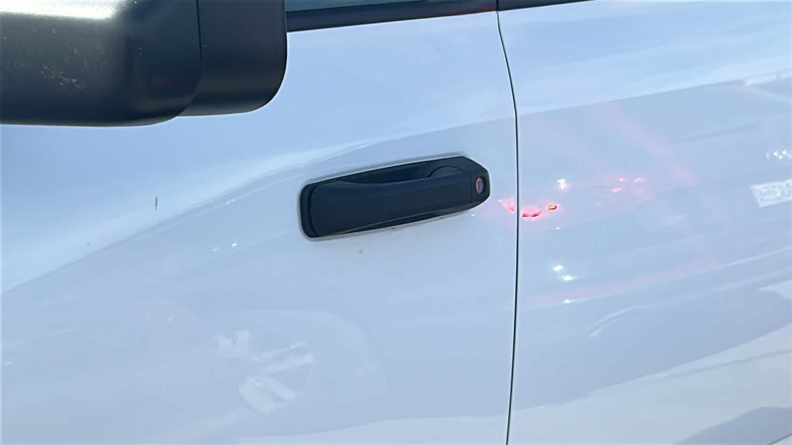 Thumbnail: 2023 RAM 1500 Classic - 6