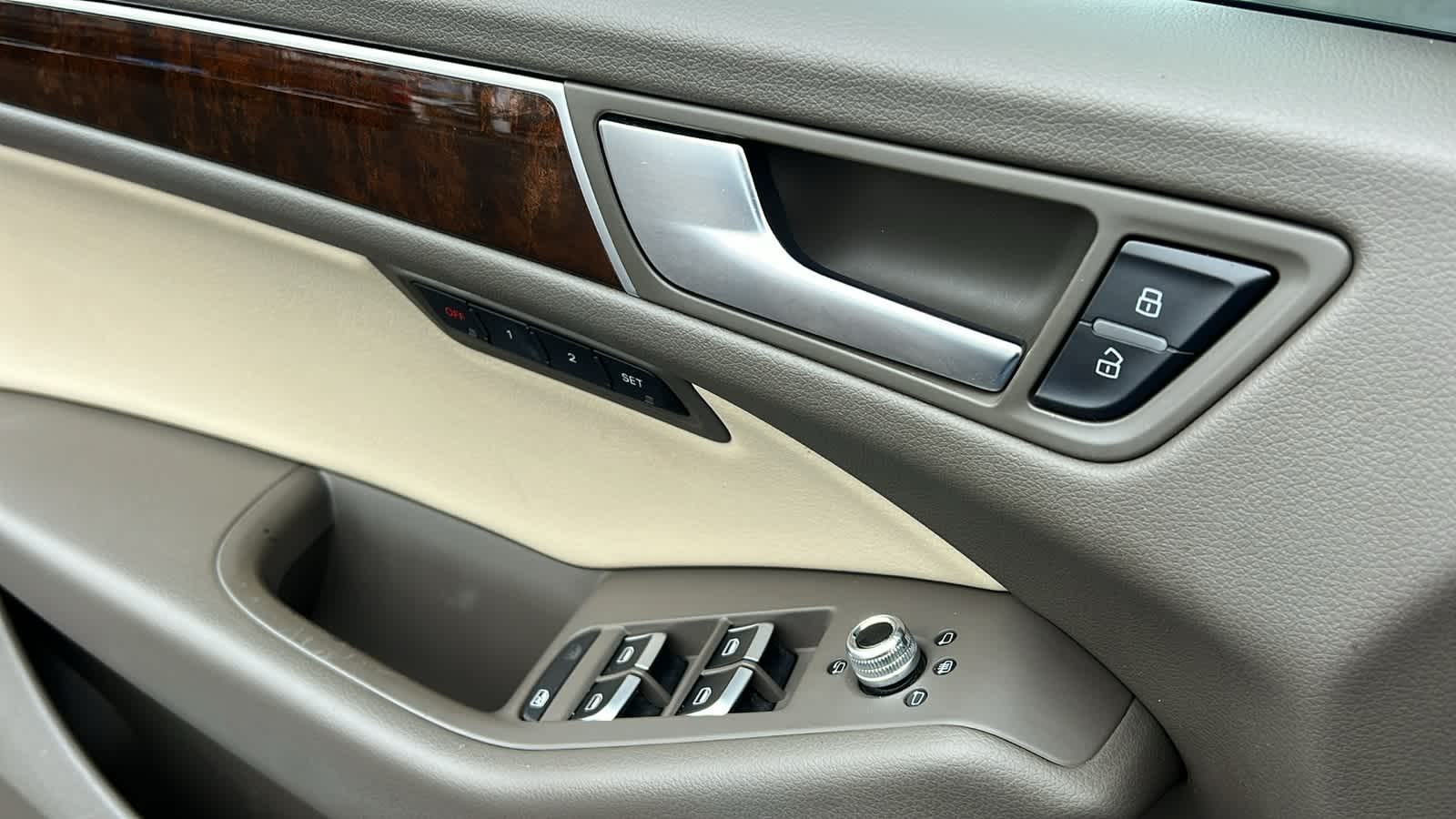 Thumbnail: 2015 Audi Q5 - 22