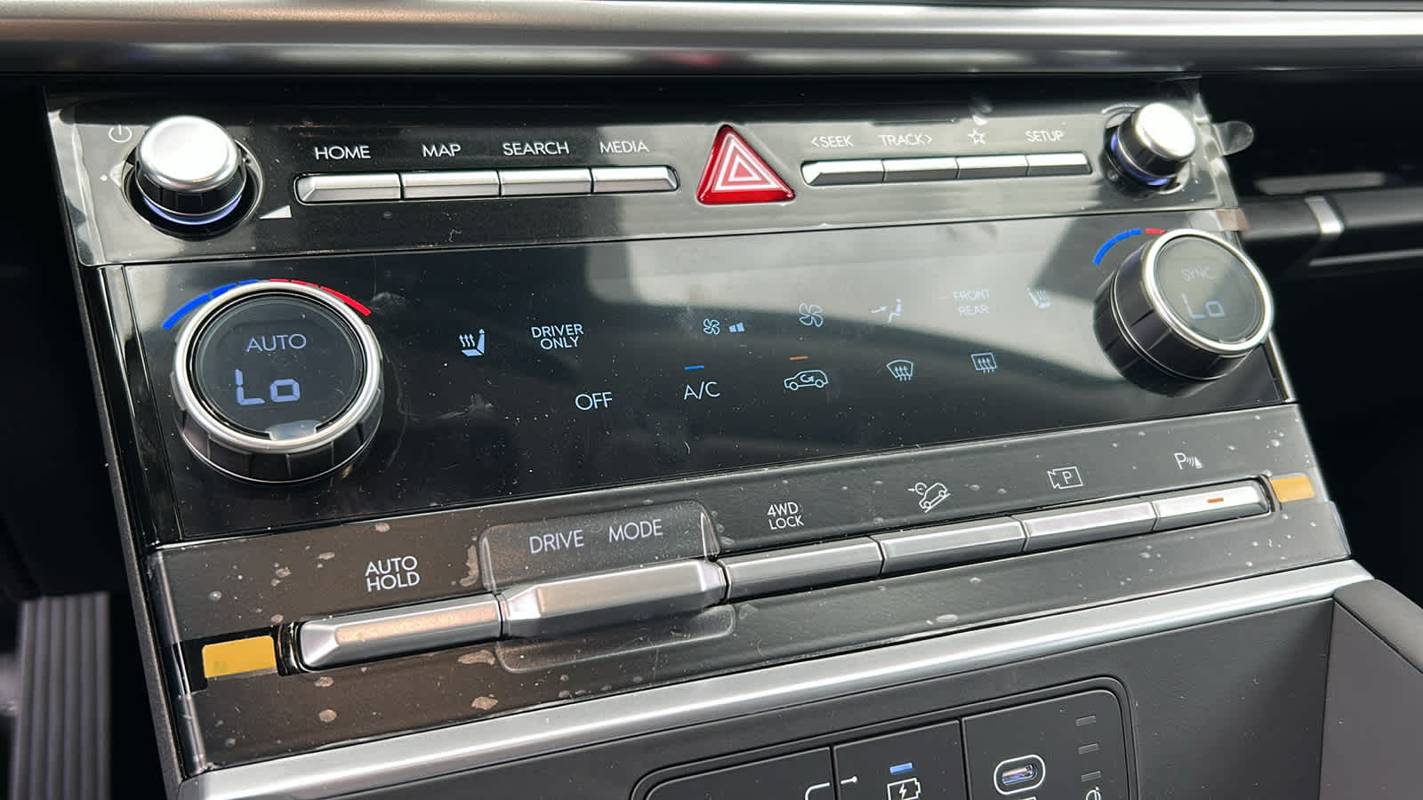 Thumbnail: 2026 Hyundai Santa Fe - 14