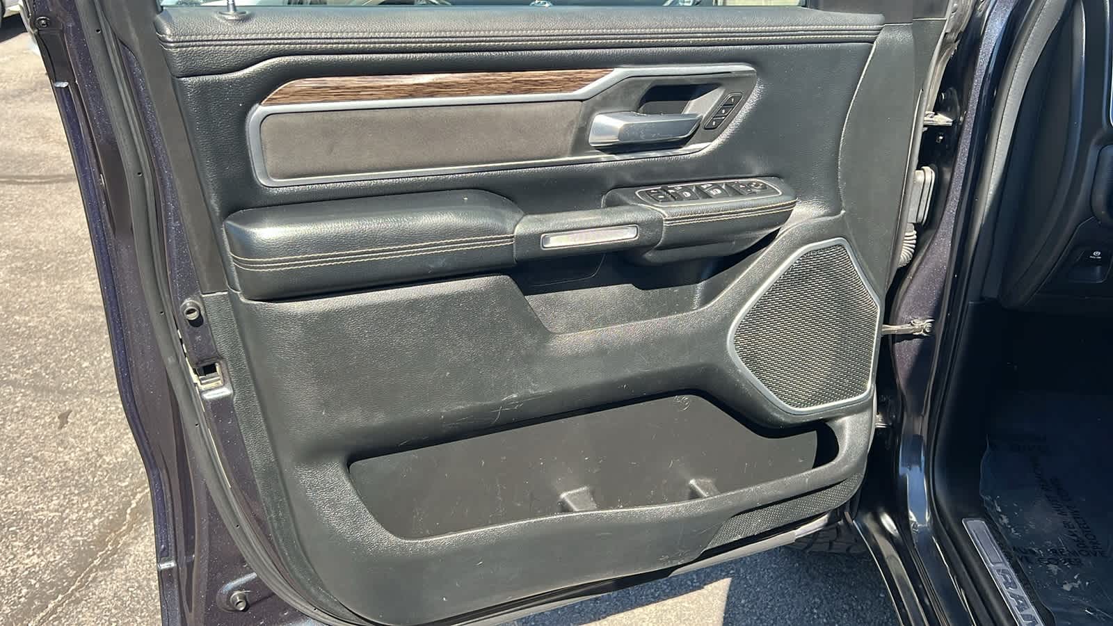 Thumbnail: 2020 RAM 1500 - 23