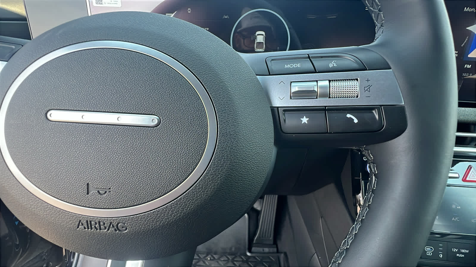 Thumbnail: 2025 Hyundai Santa Cruz - 20