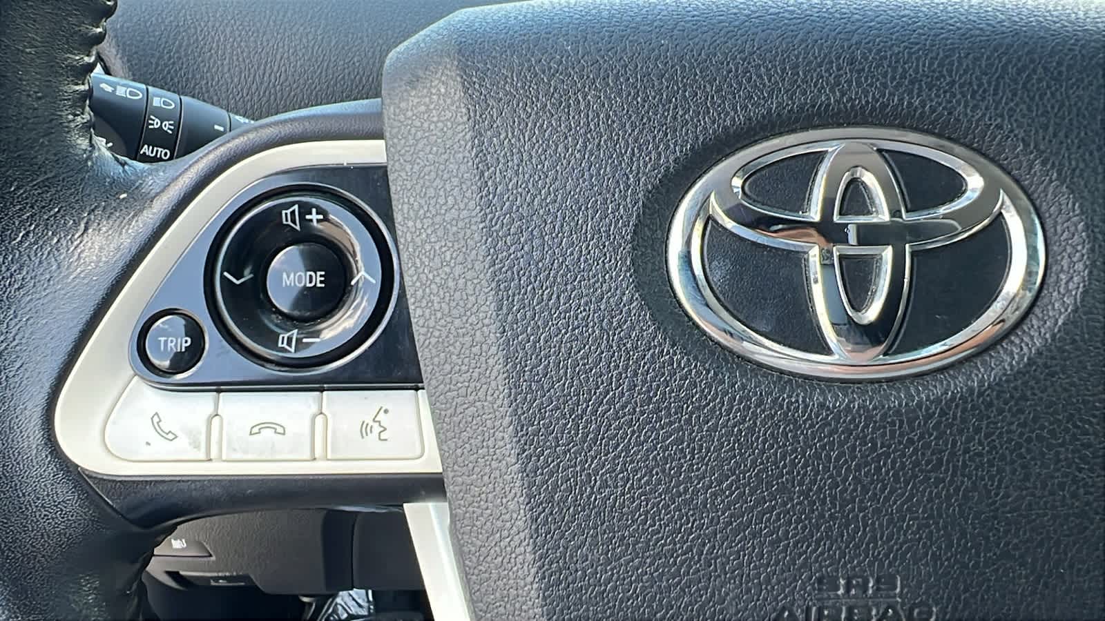 Thumbnail: 2017 Toyota Prius - 19