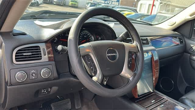 2011 GMC Sierra 2500 Denali 2