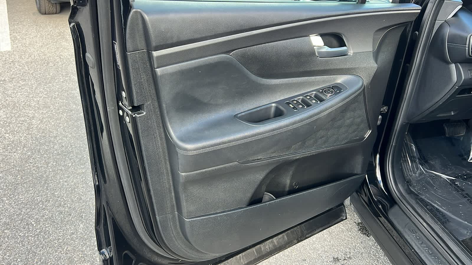 Thumbnail: 2021 Hyundai Santa Fe - 23