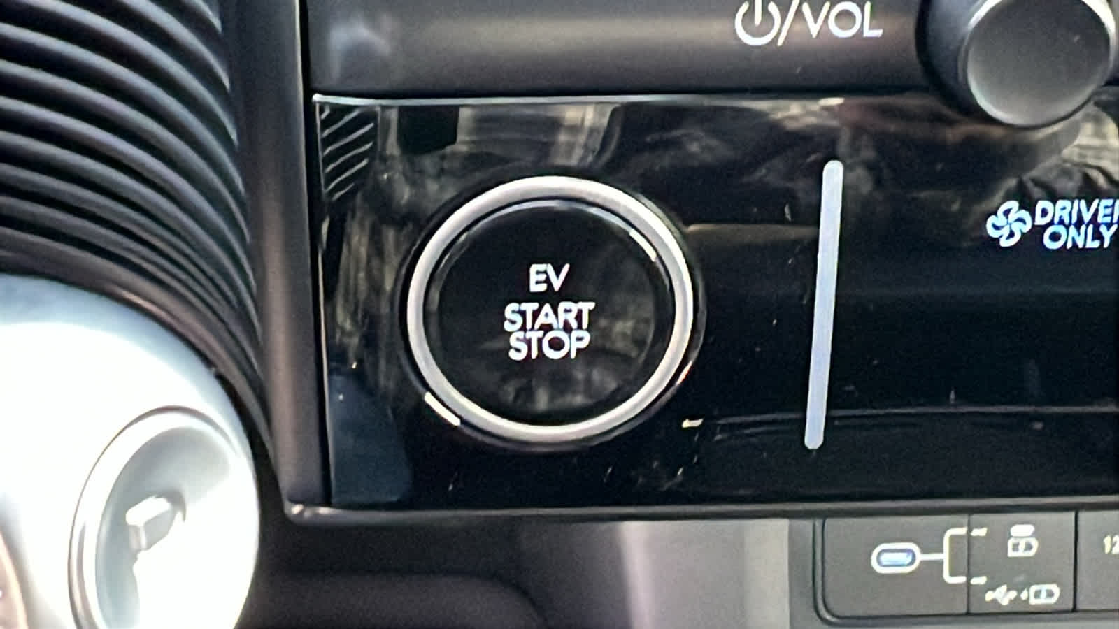 Thumbnail: 2026 Hyundai Ioniq 5 - 17