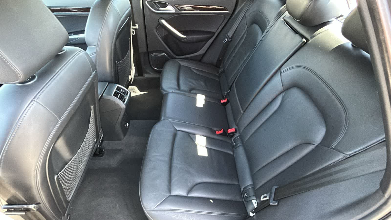 Thumbnail: 2016 Audi Q3 - 24