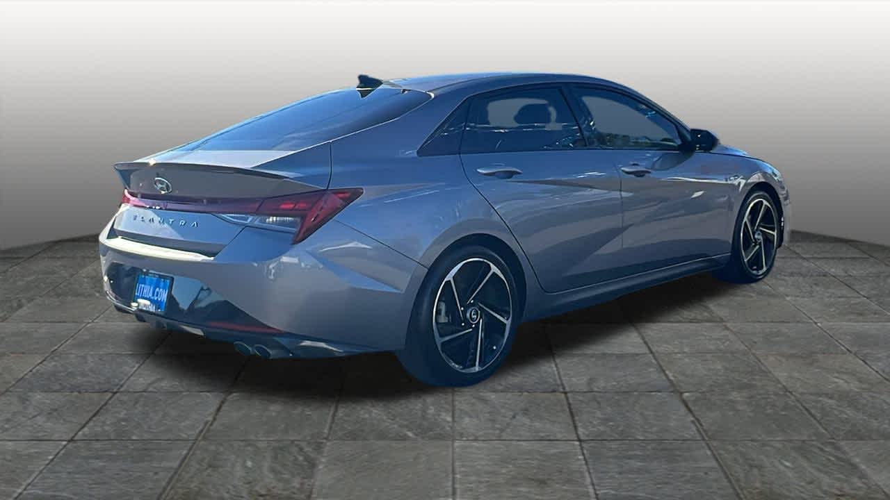 Thumbnail: 2023 Hyundai Elantra - 5