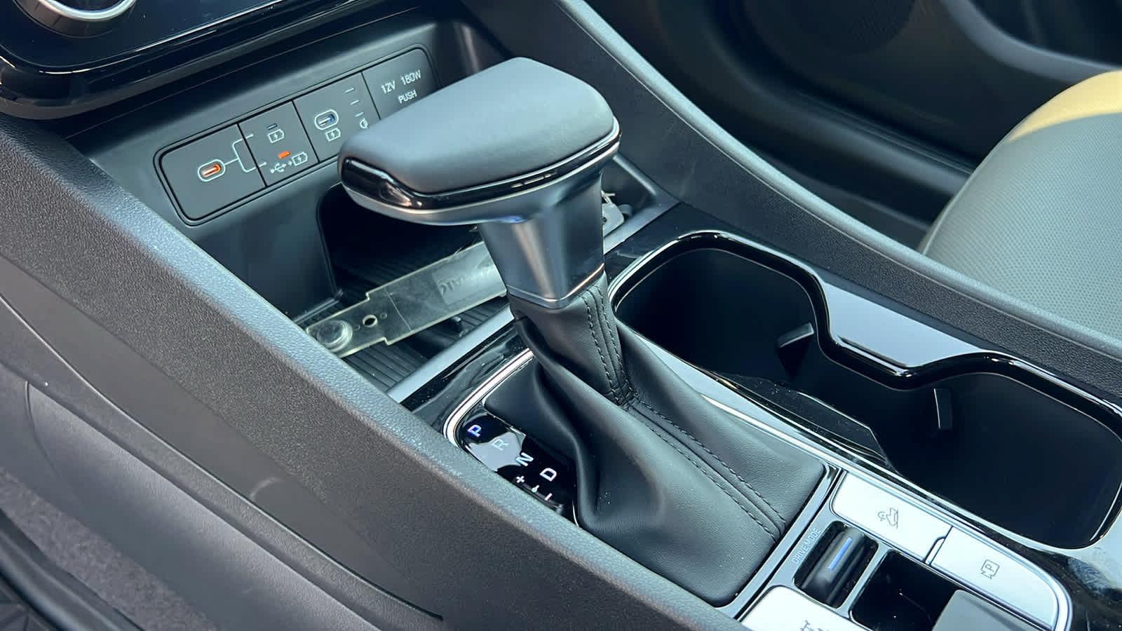 Thumbnail: 2025 Hyundai Santa Cruz - 13