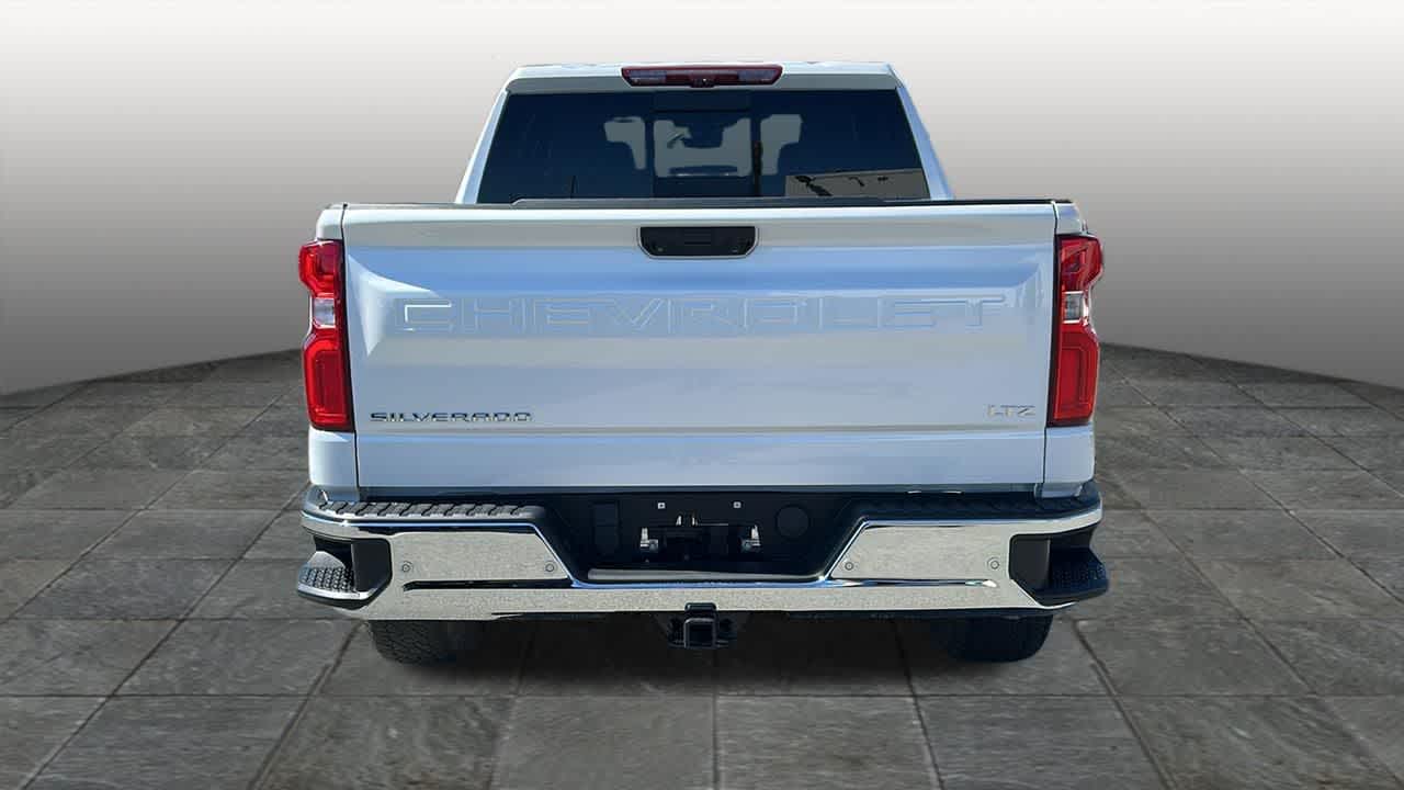 Thumbnail: 2022 Chevrolet Silverado 1500 - 5