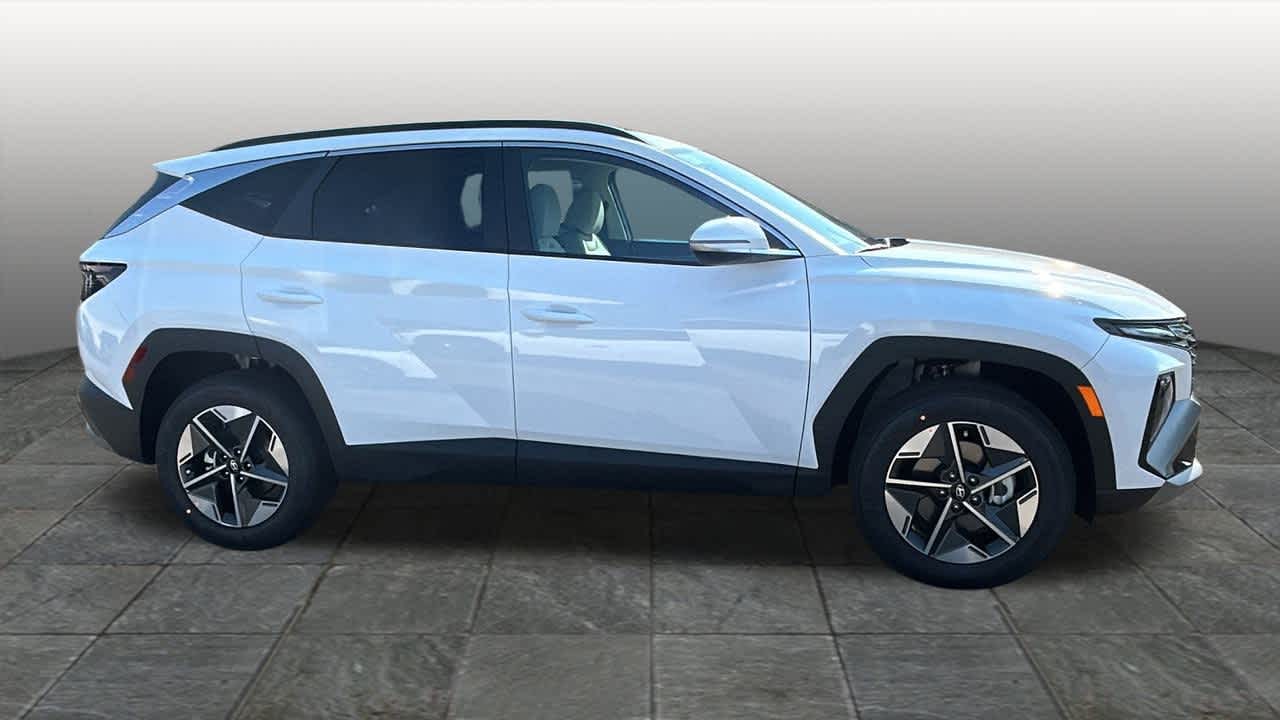 Thumbnail: 2025 Hyundai Tucson - 4