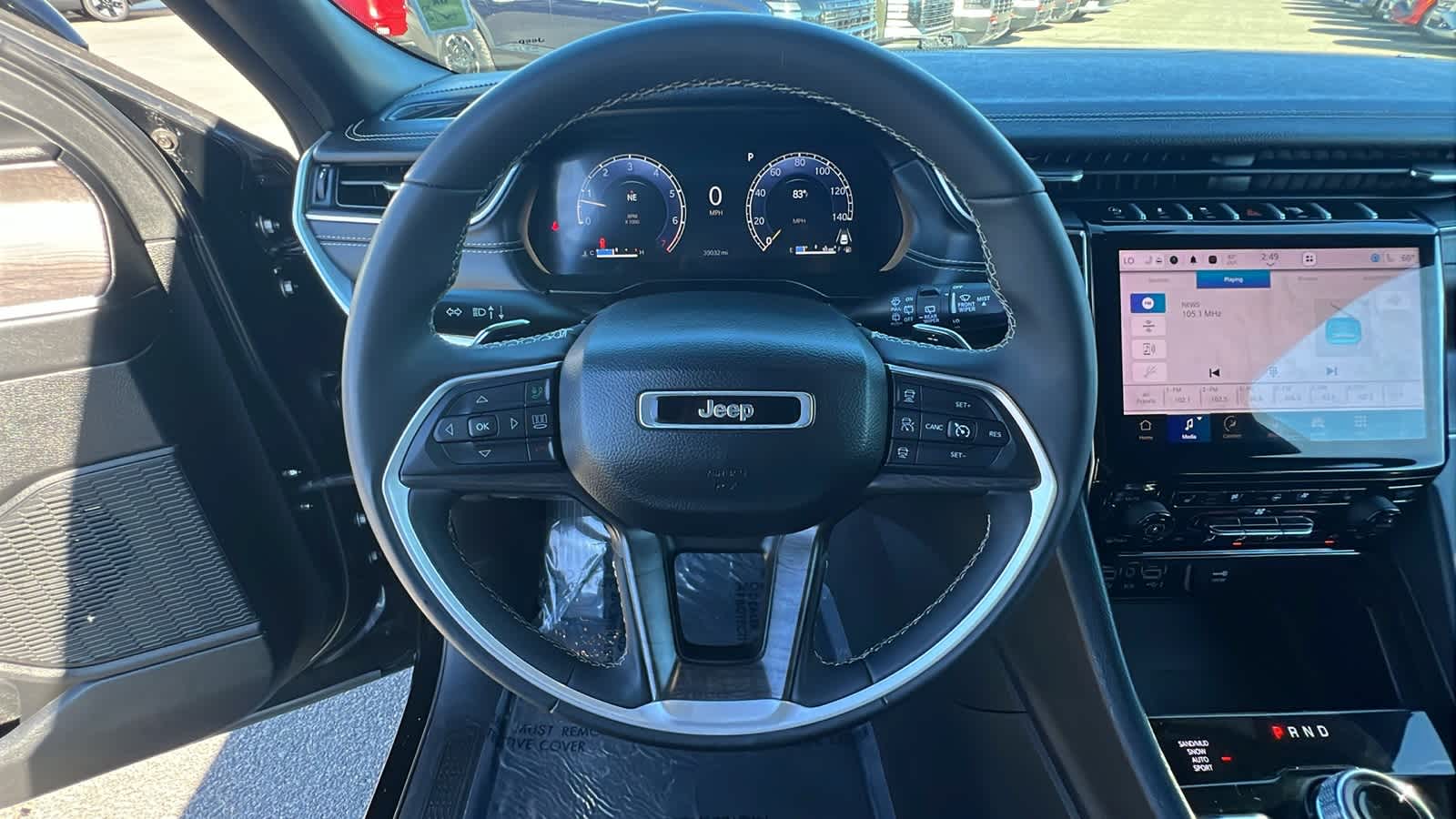 Thumbnail: 2024 Jeep Grand Cherokee L - 18