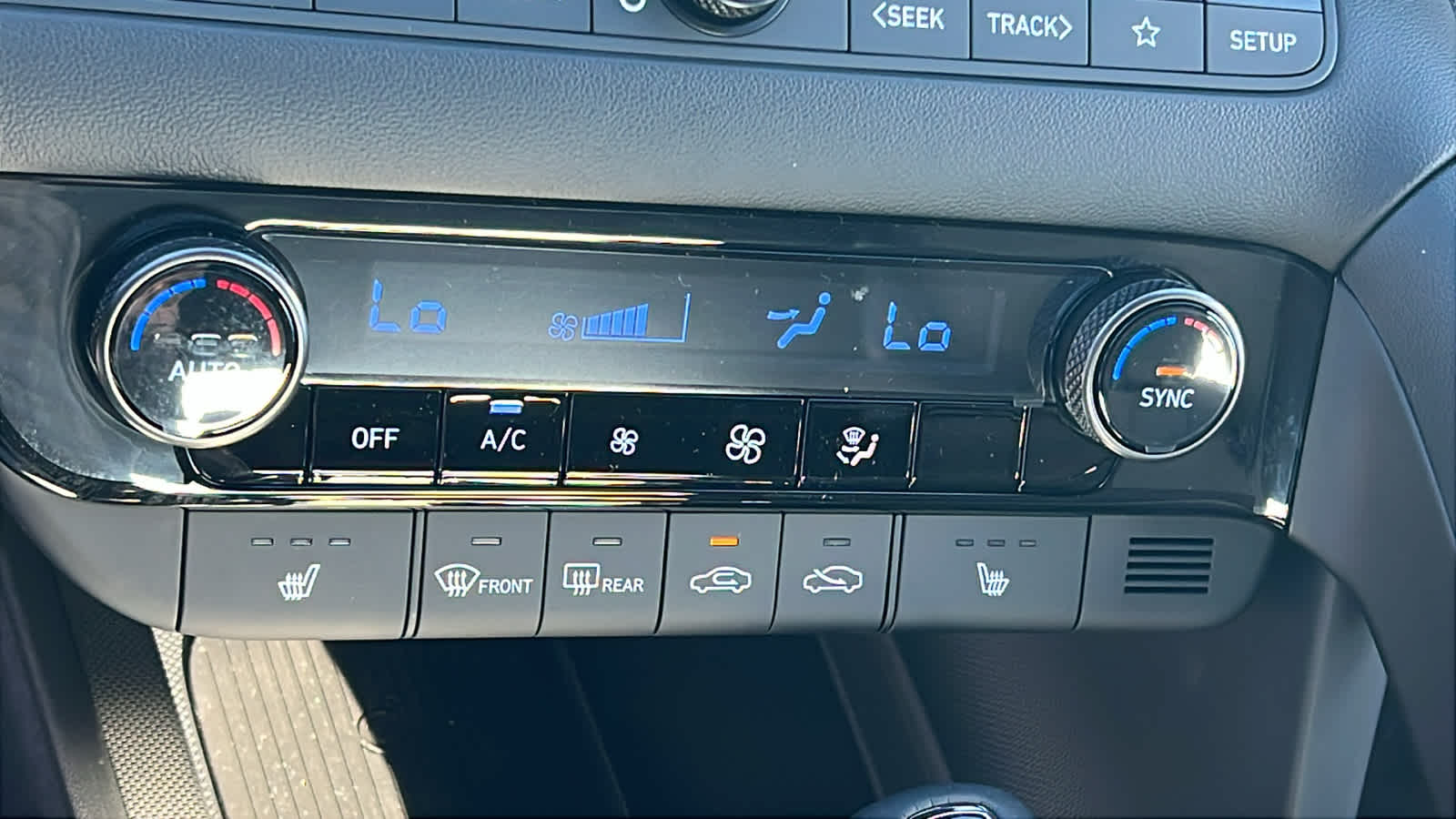 Thumbnail: 2026 Hyundai Elantra - 14