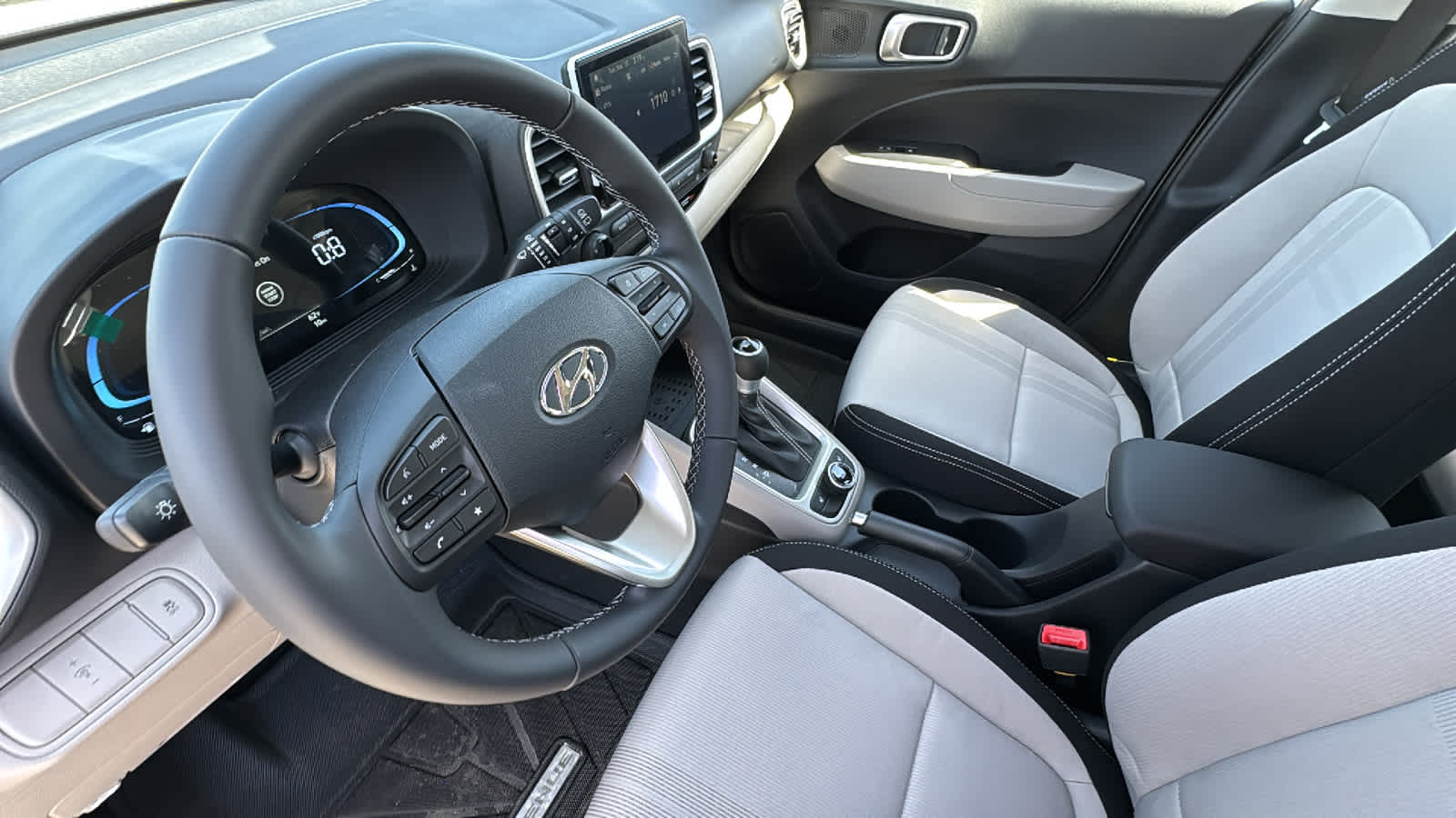 Thumbnail: 2026 Hyundai Venue - 10