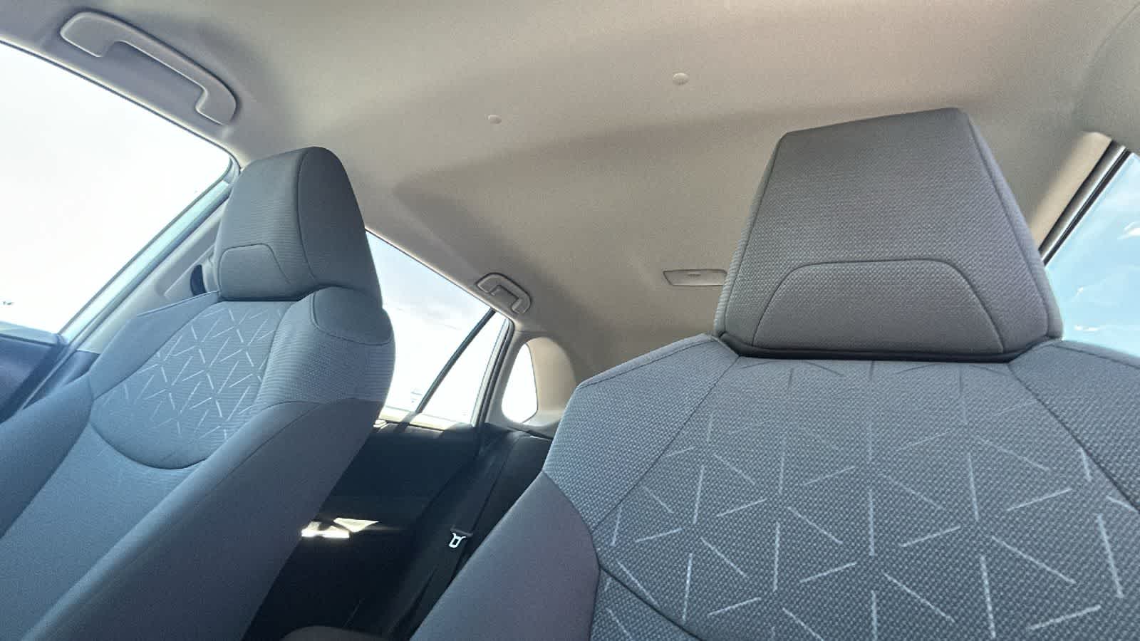 Thumbnail: 2024 Toyota RAV4 - 10